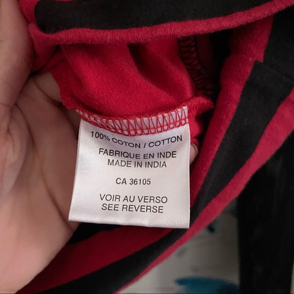 ✨SOLD✨ black & red mesh tshirt top - Picture 6 of 10